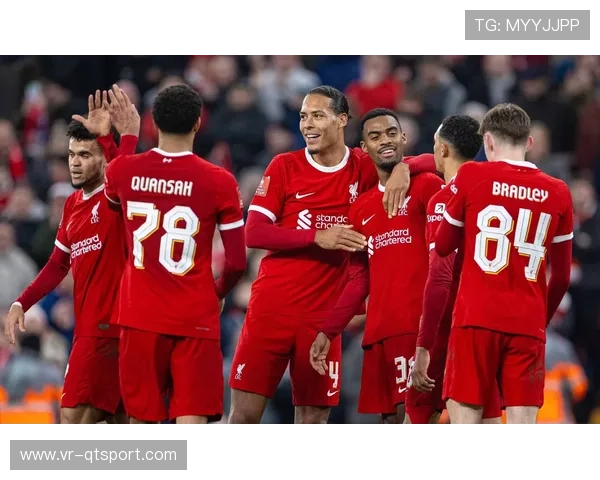 利物浦边路传中战术效率低下，伊萨克缺阵暴露进攻单一