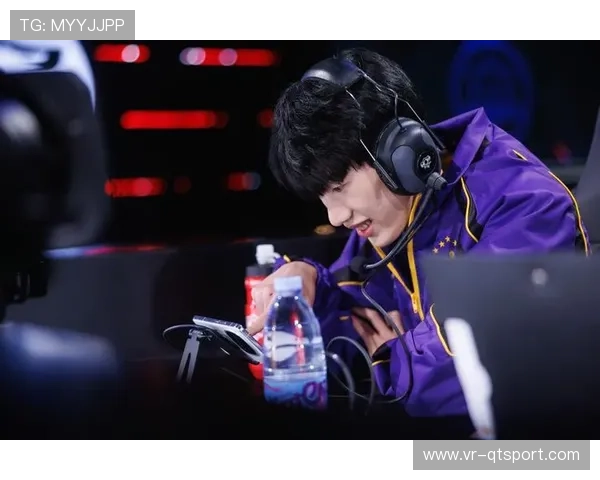 Hero久竞白清训练照曝光，“英雄归来向海而生”新口号启用